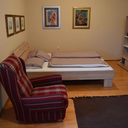 Apartman Mile Apartment Subotica Exterior foto