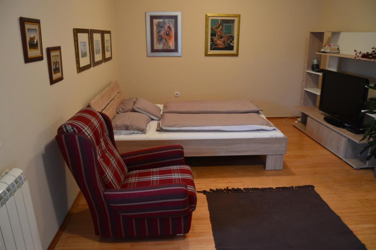 Apartman Mile Apartment Subotica Exterior foto